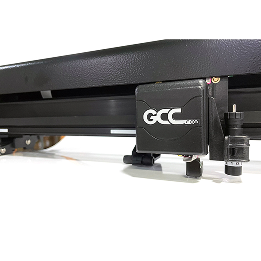 GCC Expert II 24 Inch Vinyl Cutter Closeup of AAS