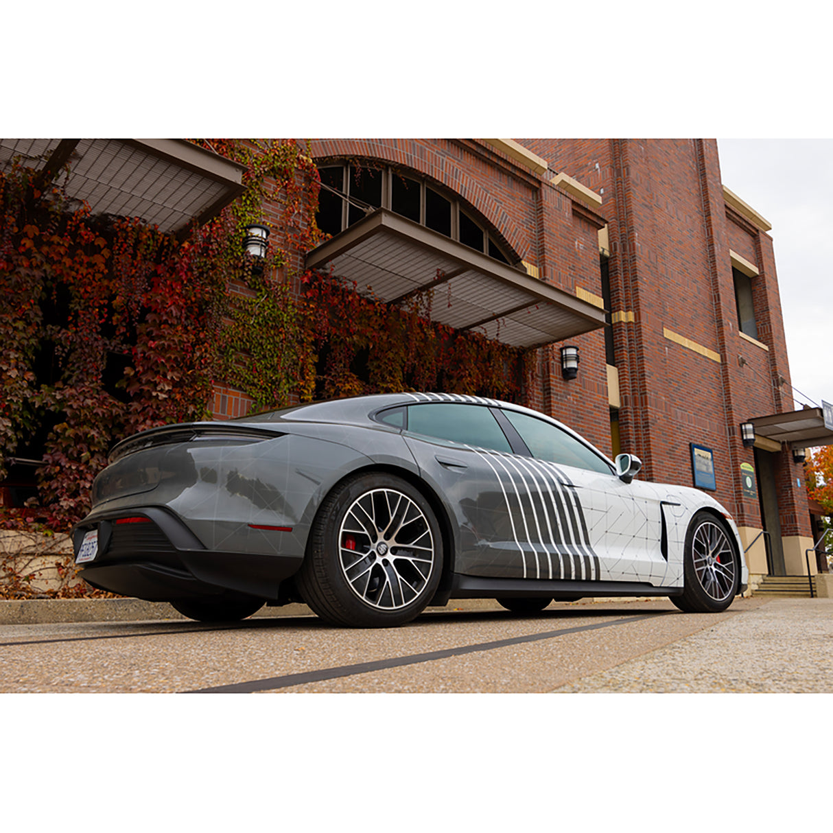 Arlon Series V3370 Non-PVC Overlaminate