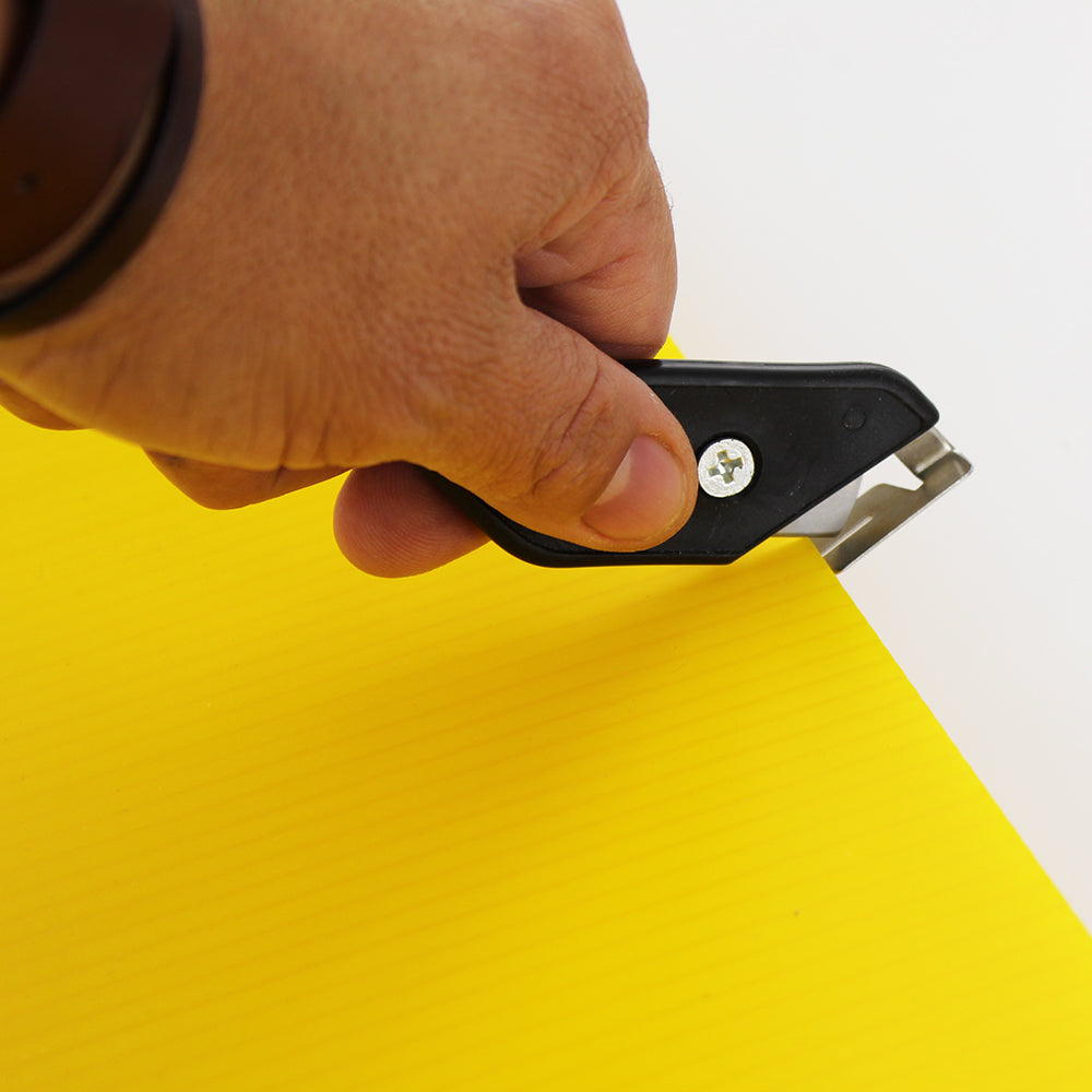 Vescom Knife Cutter in Use