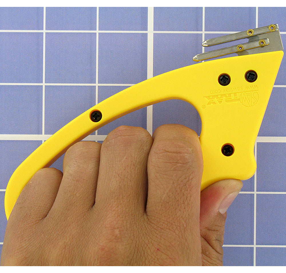 Saw Trax Coro-Claw - 4 mil Coroplast Cutter in Hand